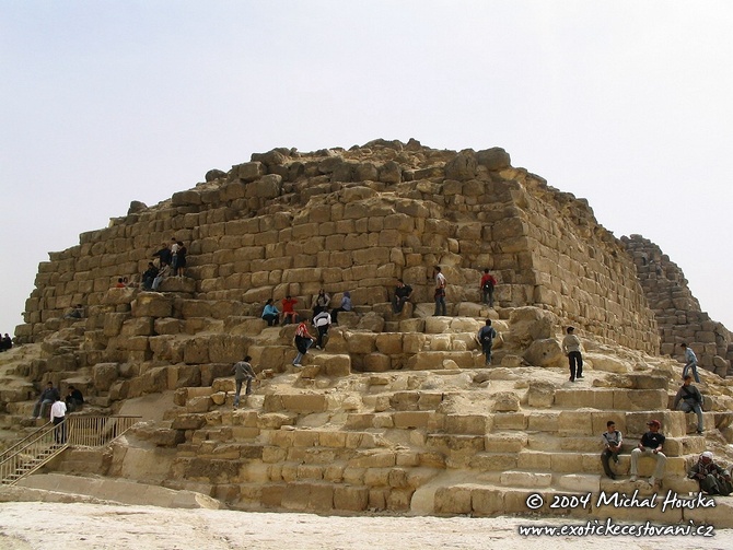 04 egypt pyramidy v gize a sfinga.jpg