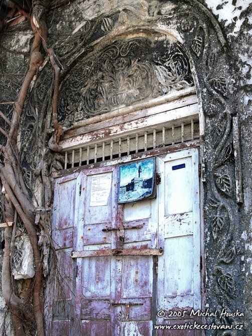 09 Kena Mombasa stare dvere.jpg
